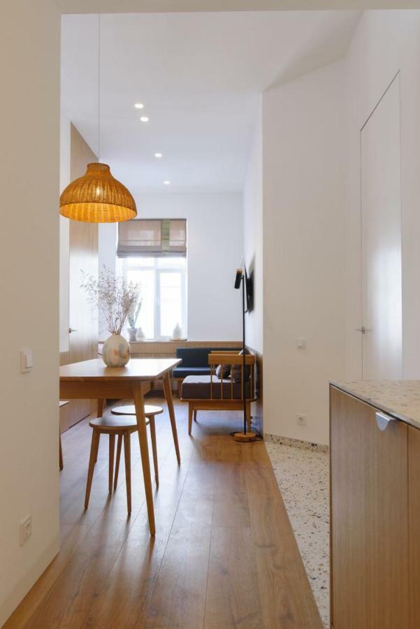 Sunrise Apartment Λβιβ Εξωτερικό φωτογραφία