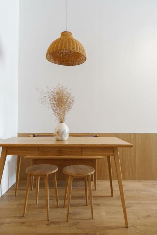 Sunrise Apartment Λβιβ Εξωτερικό φωτογραφία