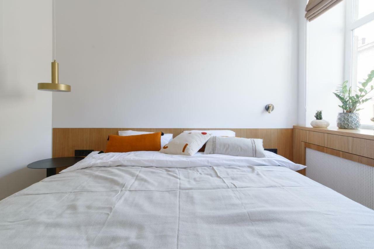 Sunrise Apartment Λβιβ Εξωτερικό φωτογραφία