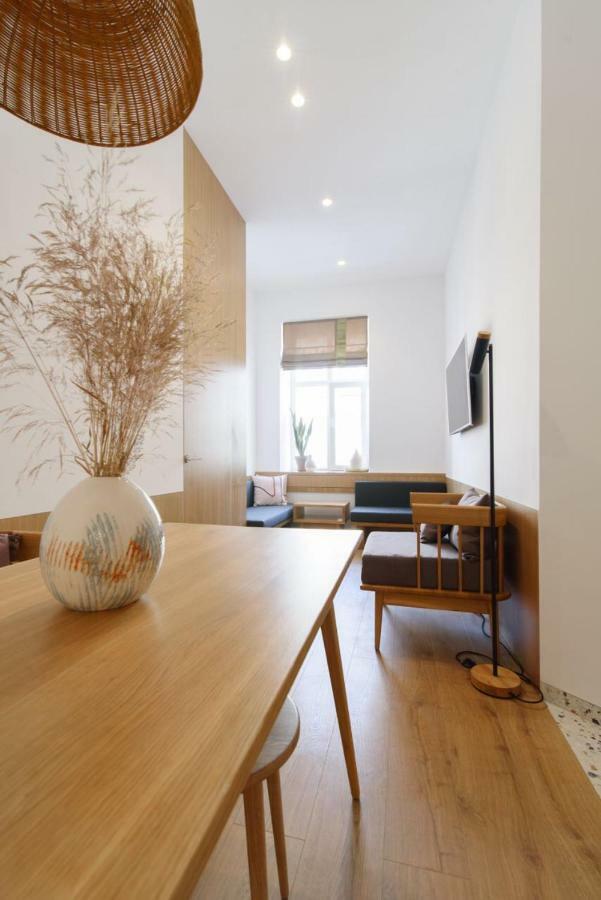Sunrise Apartment Λβιβ Εξωτερικό φωτογραφία